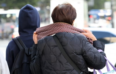 내일 아침 체감온도 0도까지…"벌써 패딩 꺼내 입어야 하나"