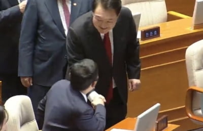 "김용민 의원 짱"…'尹 그만두시라' 발언에 환호한 개딸들