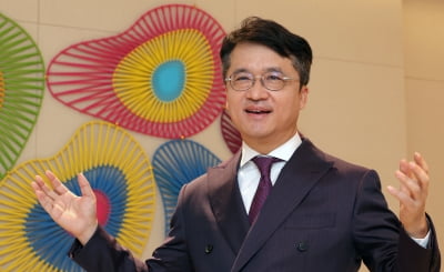 PEF와 오너 간의 '쉽지 않은 동행'…MBK와 박현종 회장 사이에 무슨 일이