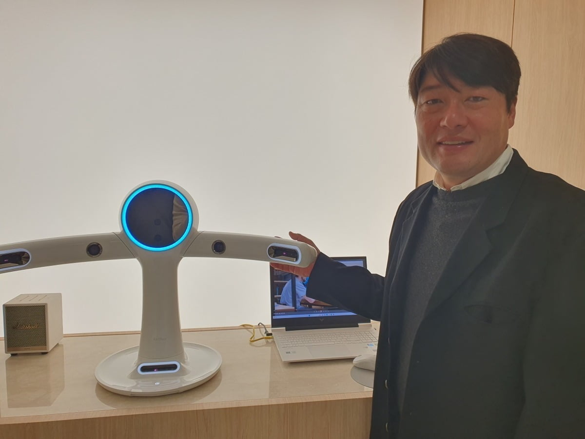이상철 레이 대표가 3D 안면스캐너 '레이페이스'를 설명하고 있다. 윤현주 기자