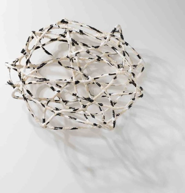 Lines 2023 156X136X55cm, fabric srtainless steel, 2023