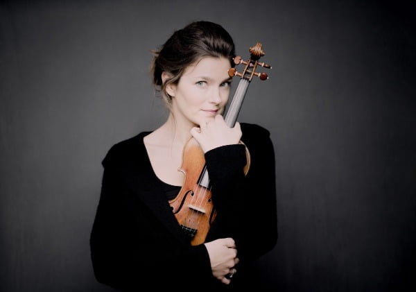 Janine Jansen(Photo = Decca, Marco-Borggreve)