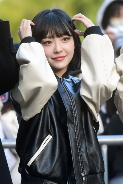  라잇썸 유정, '깜찍 미모에 시선강탈'