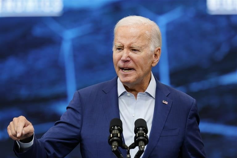 <YONHAP PHOTO-0752> President Joe Biden speaks about the economy at Arcosa Wind Towers factory Wednesday, Aug. 9, 2023, in Belen, N.M. (AP Photo/Ross D. Franklin)/2023-08-10 07:07:13/<저작권자 ⓒ 1980-2023 ㈜연합뉴스. 무단 전재 재배포 금지.>