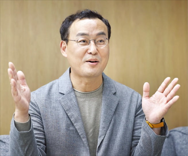 박준형 인피닉 대표는 “최근 정부가 국방 인공지능(AI) 사업 예산을 늘렸고 글로벌 국방 AI 산업도 급격히 커지고 있다”고 강조했다.   /이솔 기자 