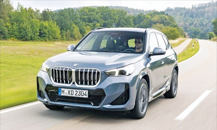 ③ BMW ‘뉴 X1 xDrive20i’ 
 