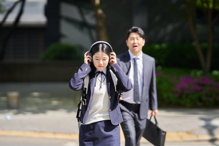 부모와 대화 많은 자녀 대학 진학률 높다···OO주제로 많이 대화 해야