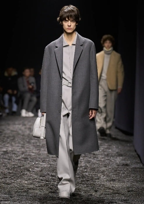 제냐의 2023 겨울 콜렉션  
사진 출처 : Zegna.com