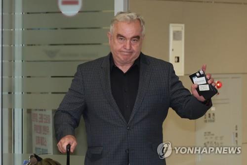 "바이든, 국무부 2인자에 캠벨 곧 지명할 듯…亞정책 설계자"