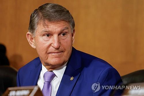 '민주당 내 야당' 美의원, 상원의원 불출마선언·대권 도전 시사