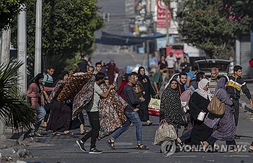 이스라엘군 "가자시티서 이틀간 10만명 남쪽으로 대피"