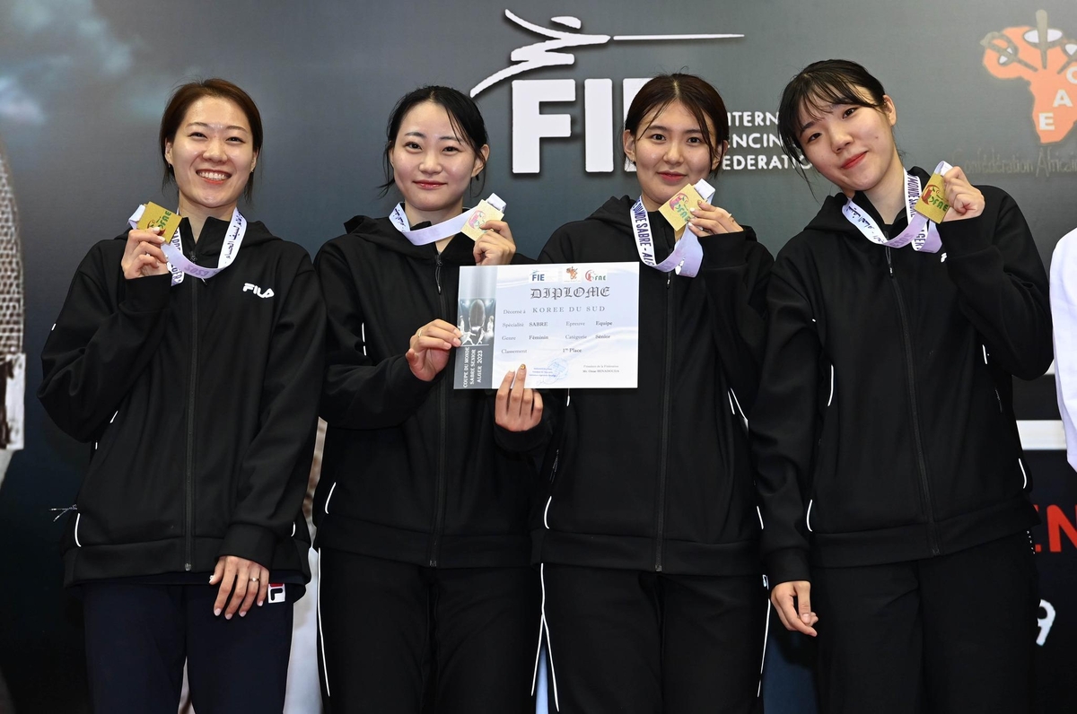 펜싱 여자 사브르 대표팀, 새 시즌 첫 월드컵 단체전 우승