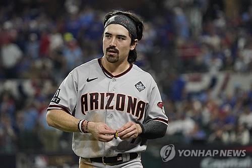 MLB 올해의 신인은 만장일치로 AL 헨더슨과 NL 캐럴