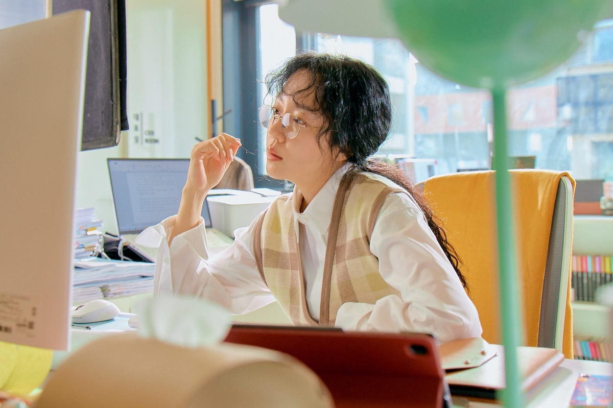 이 시대에 딱 맞는 듯한 설렘과 웃음…영화 '싱글 인 서울'