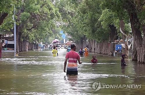 기후변화 직격탄 맞은 동아프리카…가뭄 이어 홍수로 초토화