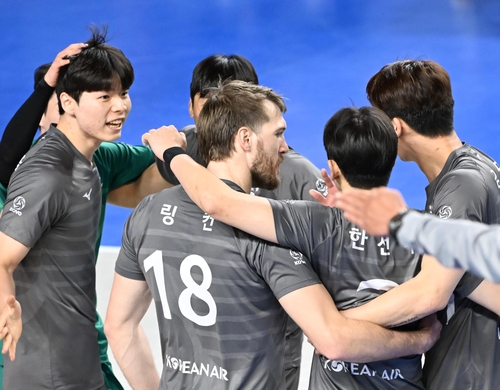 여자배구 흥국생명, 7연승으로 10승 선착…도로공사에 3-0 완승(종합)