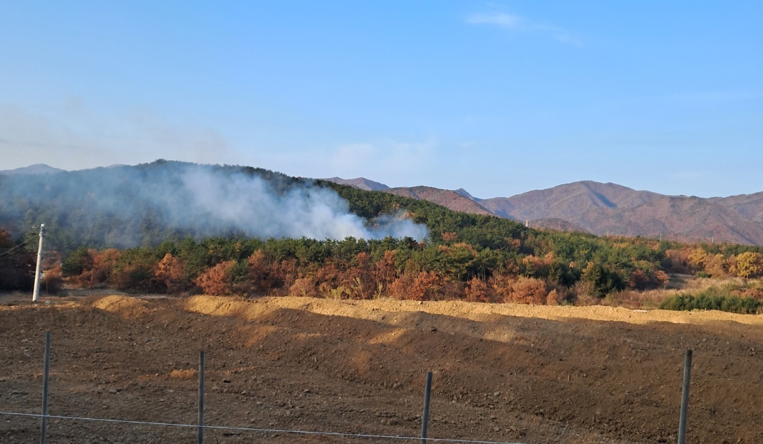 울산 울주 산불…40여분 만에 진화