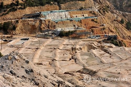 갈수록 커지는 中 희토류 무기화…테마주 강세