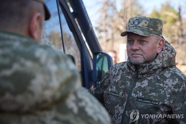 생일선물 열자 '쾅'…우크라군 총사령관 참모 사망