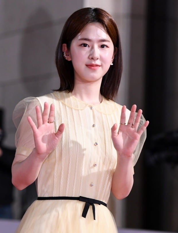 “It’s a lie, it will be corrected”… Park Hye-soo, suspected of school violence, returns to the big screen after 3 years with queer film 'You and I'