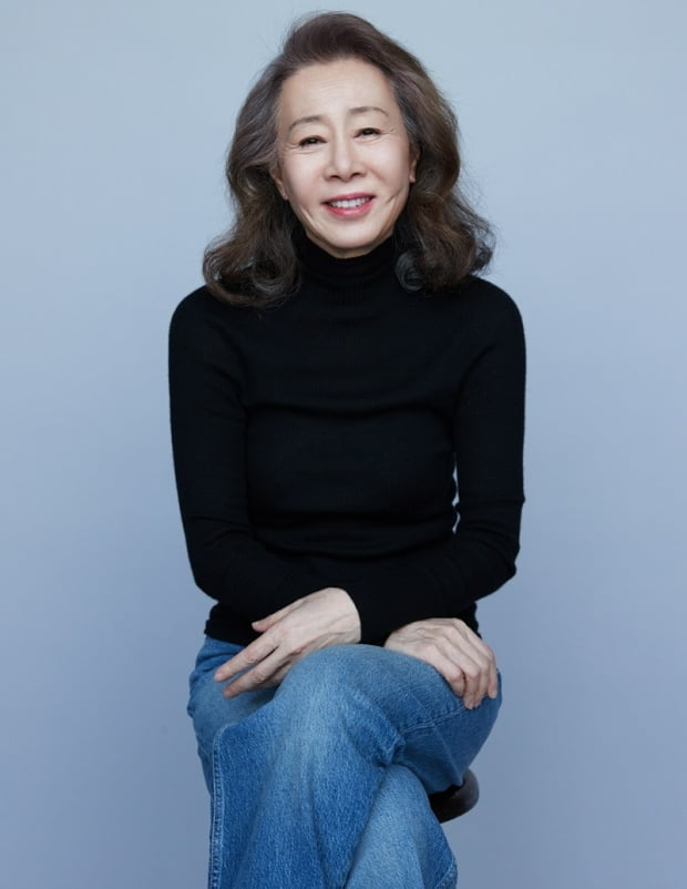 Yoon Yeo-jeong, "Winning the Oscar was just a happy accident... Nothing has changed for me."