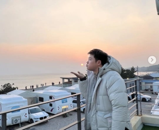 Jeon Hyun-moo receives the grand prize and welcomes the new year in Pohang