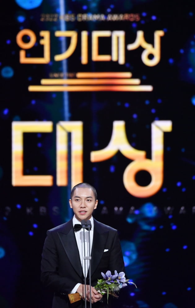 Lee Seung-gi, thoughts on the change in grand prize in 5 years