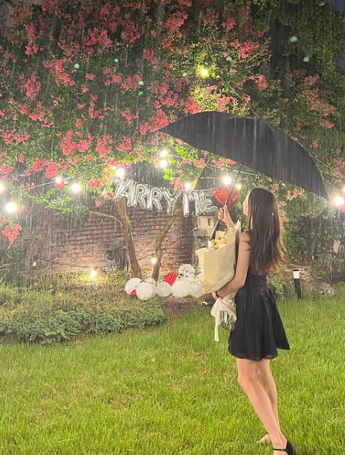 Son Yeon-jae, seems to be very happy with her married life.