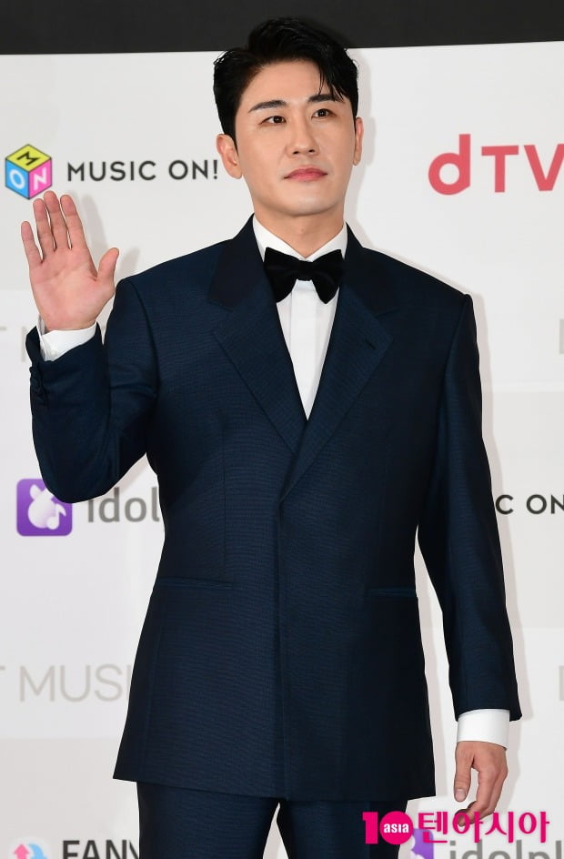 Young Tak, Idol Chart December Donation Star ‘No. 1’
