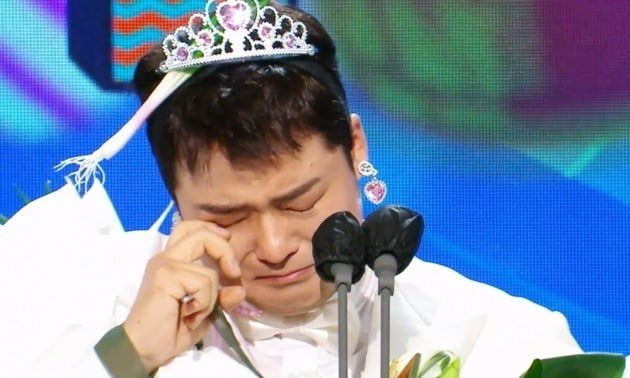 Jeon Hyun-moo, the moment of winning the entertainment grand prize in tears
