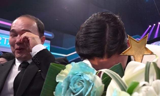Jeon Hyun-moo, the moment of winning the entertainment grand prize in tears