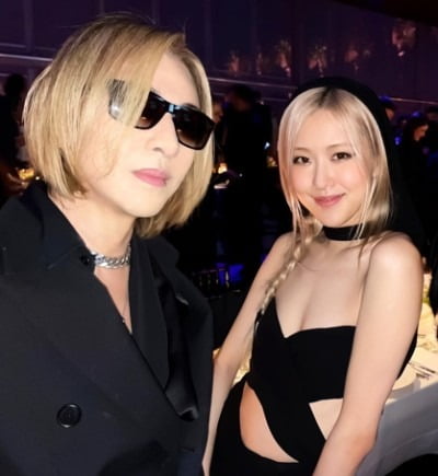 Blackpink Rosé, a photo with X Japan leader Yoshiki