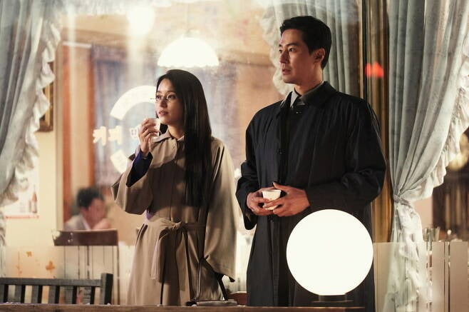'Somehow I'm the President 3' Jo In-seong and Han Hyo-joo, attention focused on expanding the world view of the 'Moving' couple 