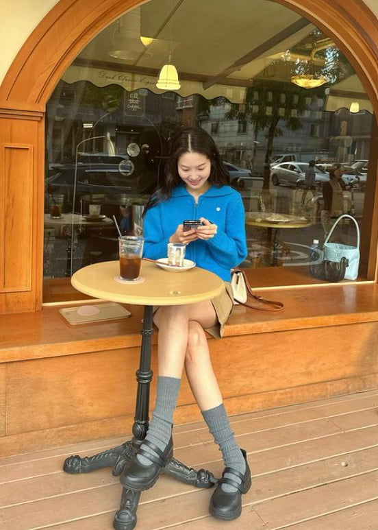 Kwon Nara in the 420,000 won range → Jung So-min in the 250,000 won range… Stylish city girl's fall fashion