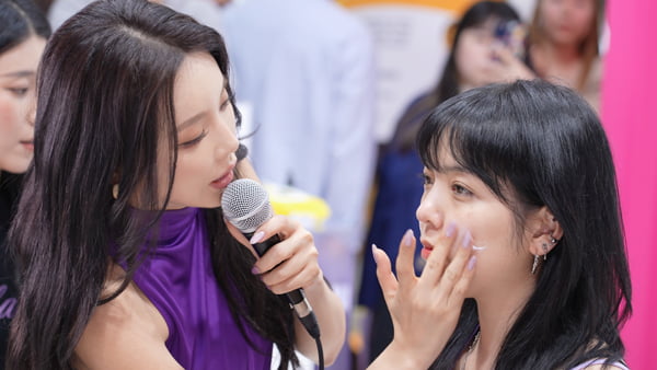Hong Jin-young's first schedule as beauty brand representative... Busy, busy