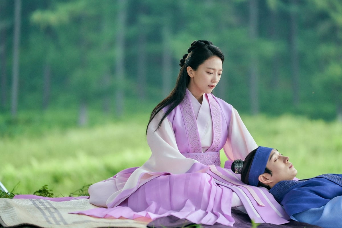 Kim Young-dae and Pyo Ye-jin tell the key points to watch for ‘The Moon Rising During the Day’