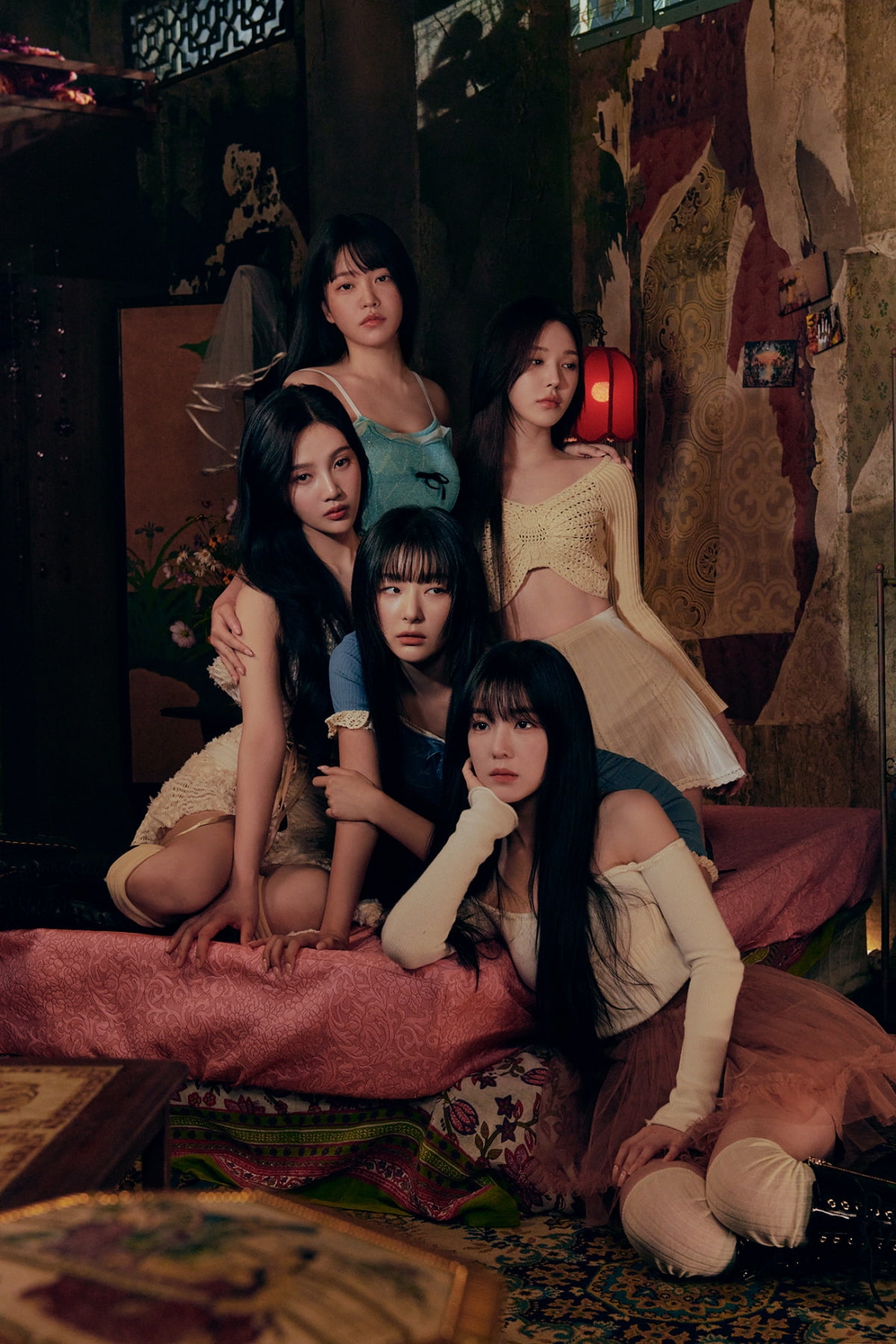 Red Velvet releases group teaser image for their 3rd full-length album 'Chill Kill'