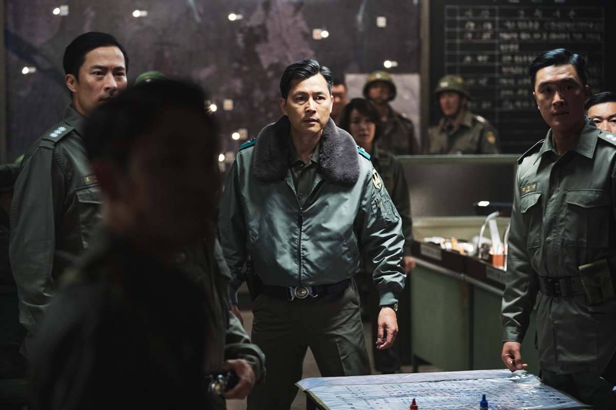 Hwang Jung-min of Greed vs. Jung Woo-sung of Loyalty, 9 hours of quick action, 'an explosion of tension'