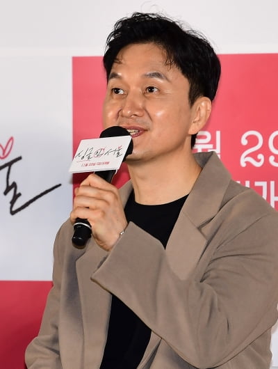 [TEN포토]장현성 '동네북 출판사 대표입니다'