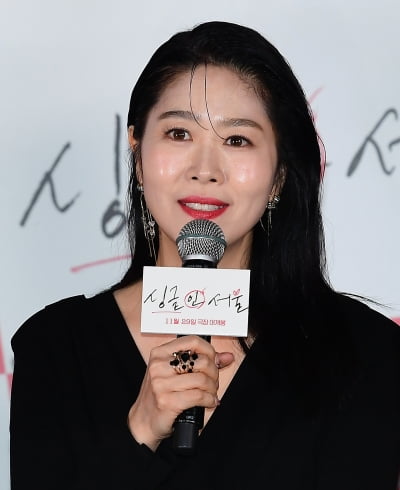 [TEN포토]김지영 '장현성선배 연기 좋아했는데 너무 늦게만난거 같다'