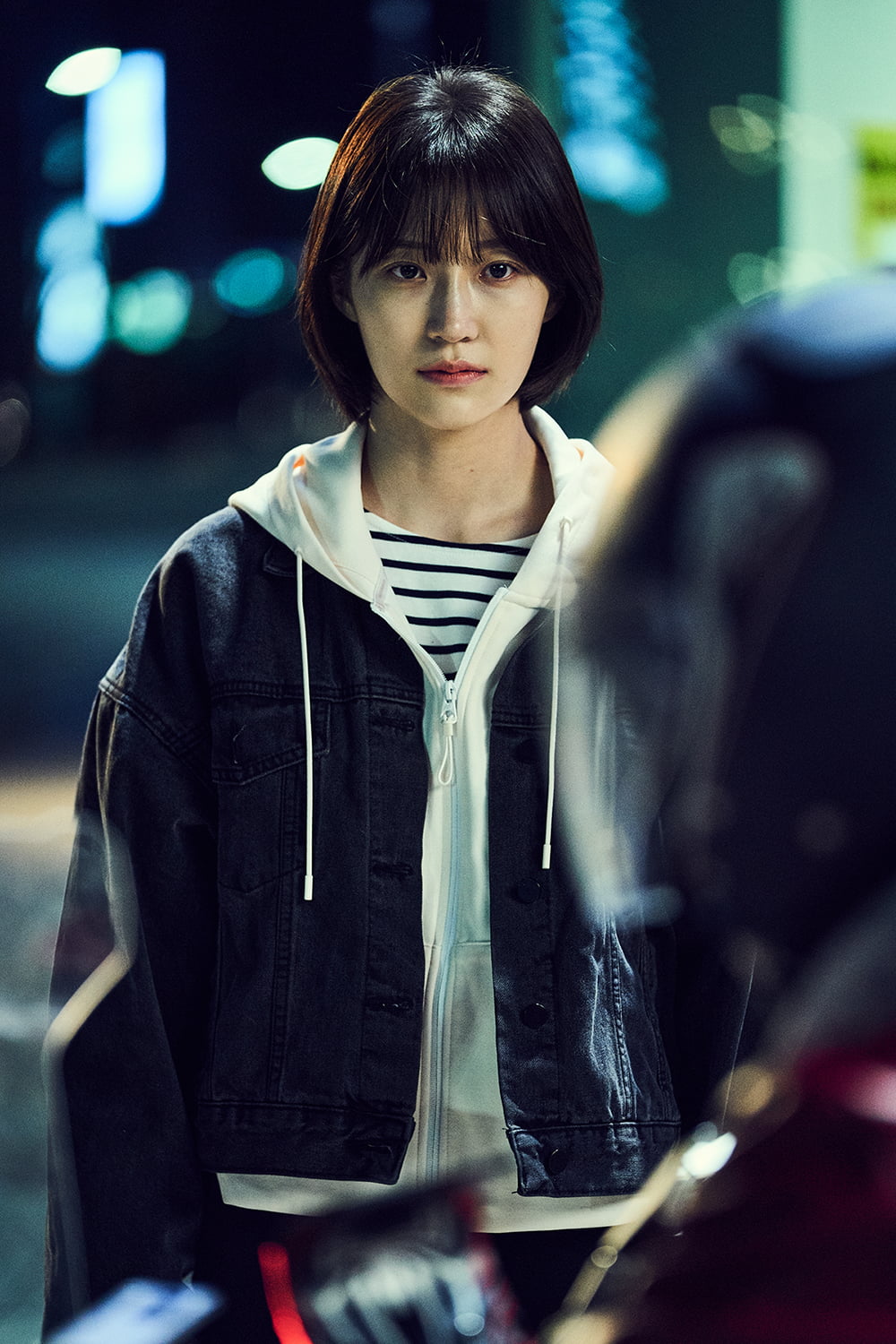 Seo Ji-hye, from 'Heart Signal', debuts on screen in the movie 'The Wild: War of the Beasts'