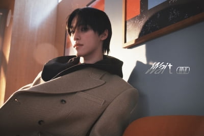 '세븐틴 막둥이' 디노, 첫 솔로 믹스테이프 ‘Wait’ 콘셉트 포토 공개