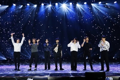 "BTS 군대 간다는데 어쩌죠"…하이브, 공백 우려 속 하락