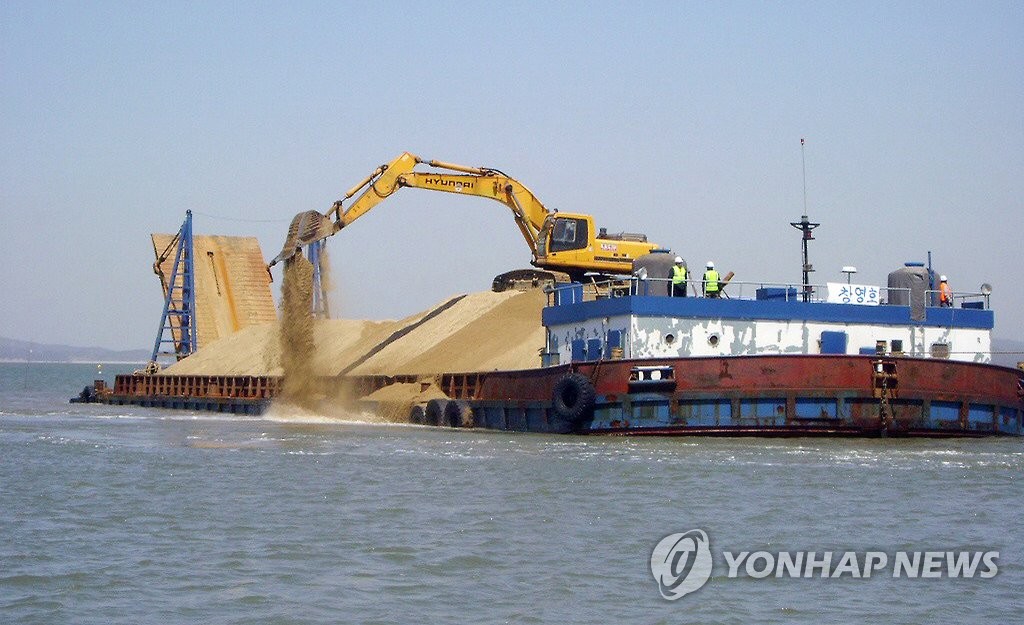 "인천 앞바다 바닷모래 과다 채취 의혹…전수조사 필요"