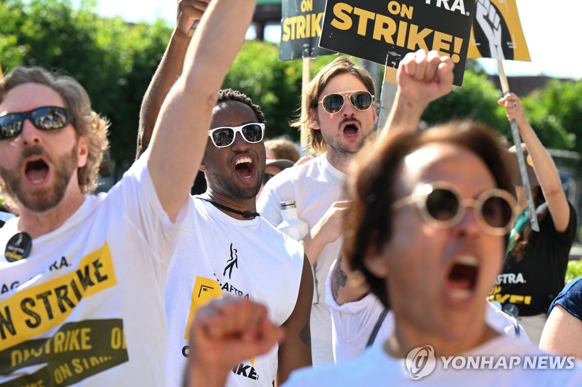 할리우드 배우노조 파업 118일 만에 종료…노사 잠정 합의(종합)