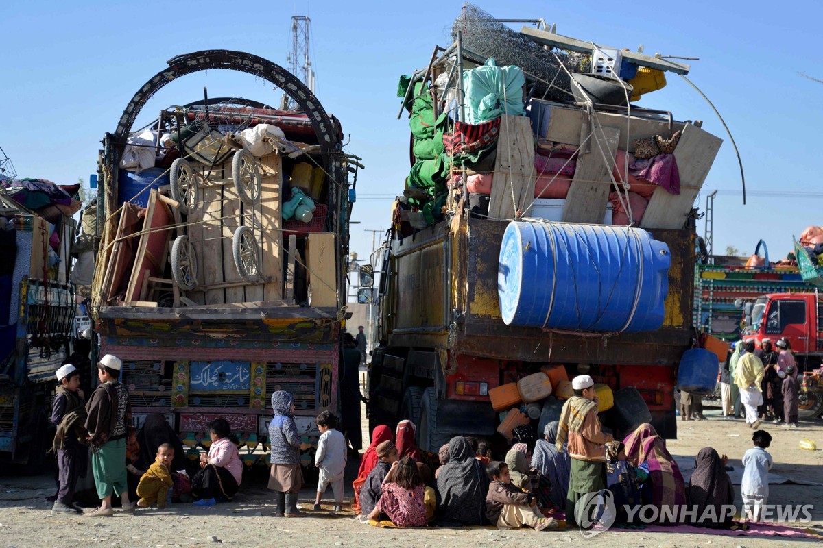 유엔, 파키스탄에 아프간인 추방 중단 촉구…"추위에 목숨 위험"