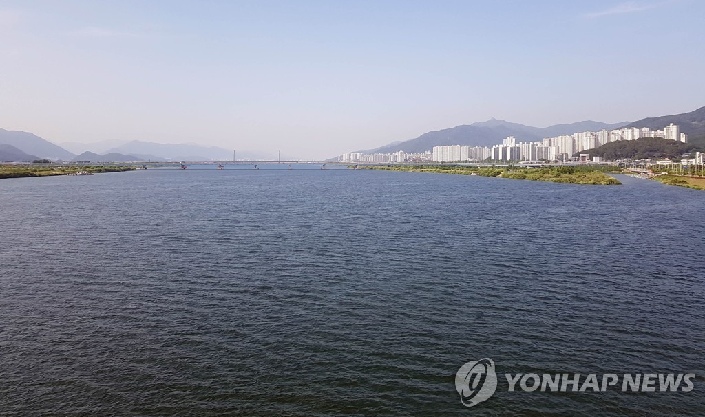 친형 살해한 동생 13년 만에 자수…"죄책감 견딜 수 없어"