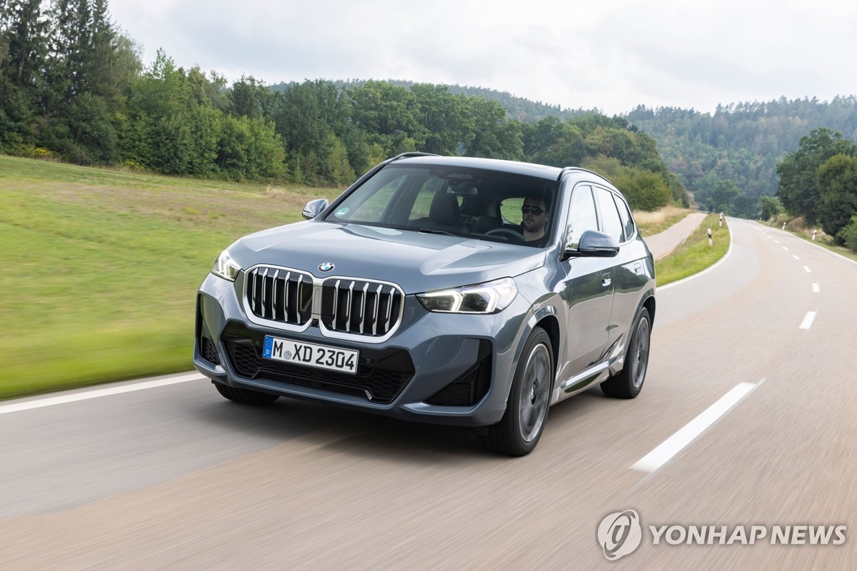 청년층은 BMW, 장년층은 벤츠 선호…수입차 '큰손'은 40대