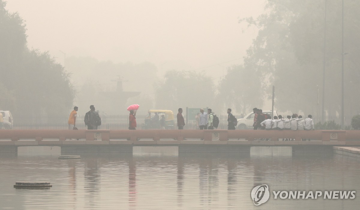 인도 델리주, 공기질 악화 지속…초등학교 수업중단 1주일 연장
