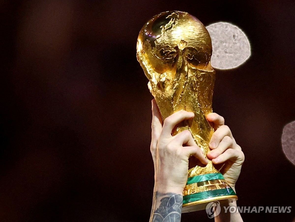 사우디, 2034 월드컵 유치 사실상 확정…FIFA 회장도 SNS로 언급